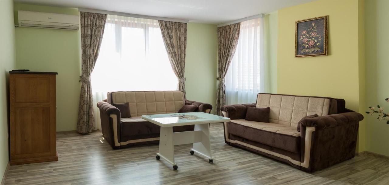 Apartments Nasini By Flat Mаnager Plovdiv Bagian luar foto